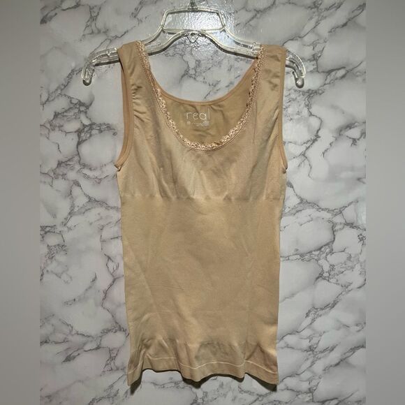 Real Shaping Lace Cami - Picture 1 of 3